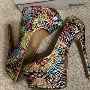 NEW Steve Madden Crystal Platform Dyvinql Heels Size 7.5W